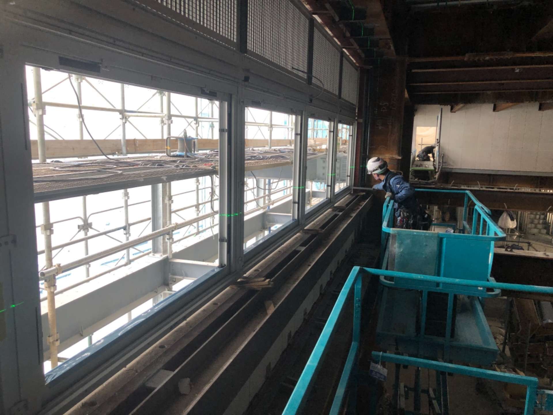サッシ取付作業員募集中